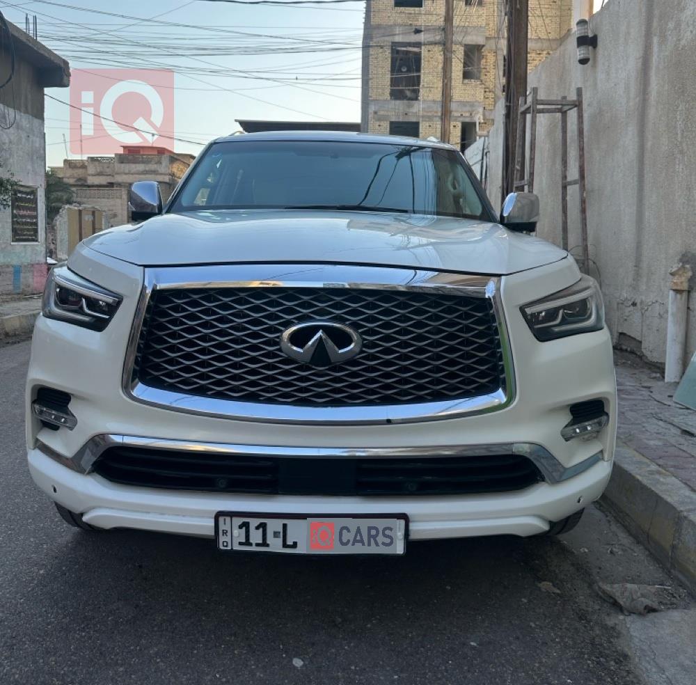 Infiniti QX80